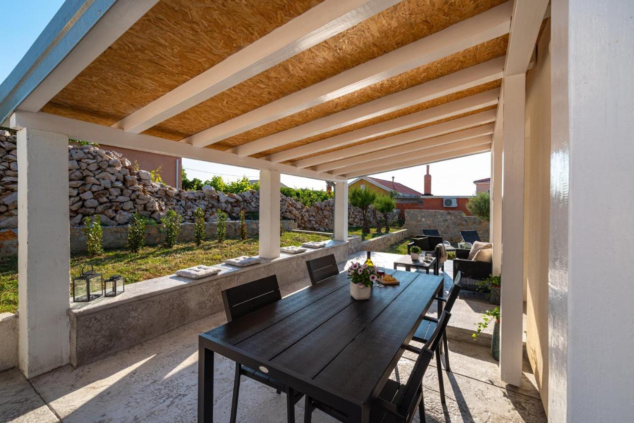 Holiday House Ventum Razanac Ngoại thất bức ảnh