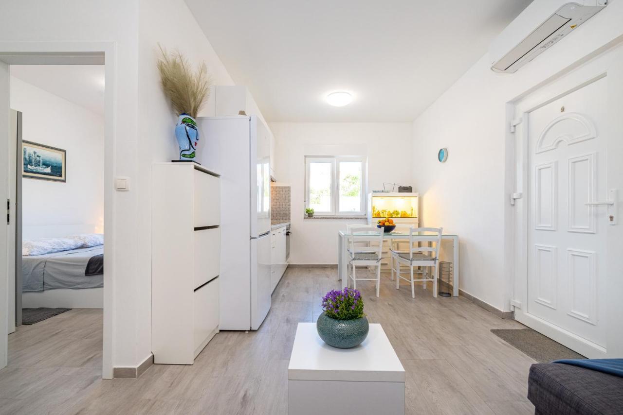 Holiday House Ventum Razanac Ngoại thất bức ảnh