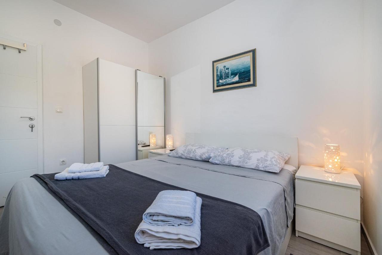 Holiday House Ventum Razanac Ngoại thất bức ảnh