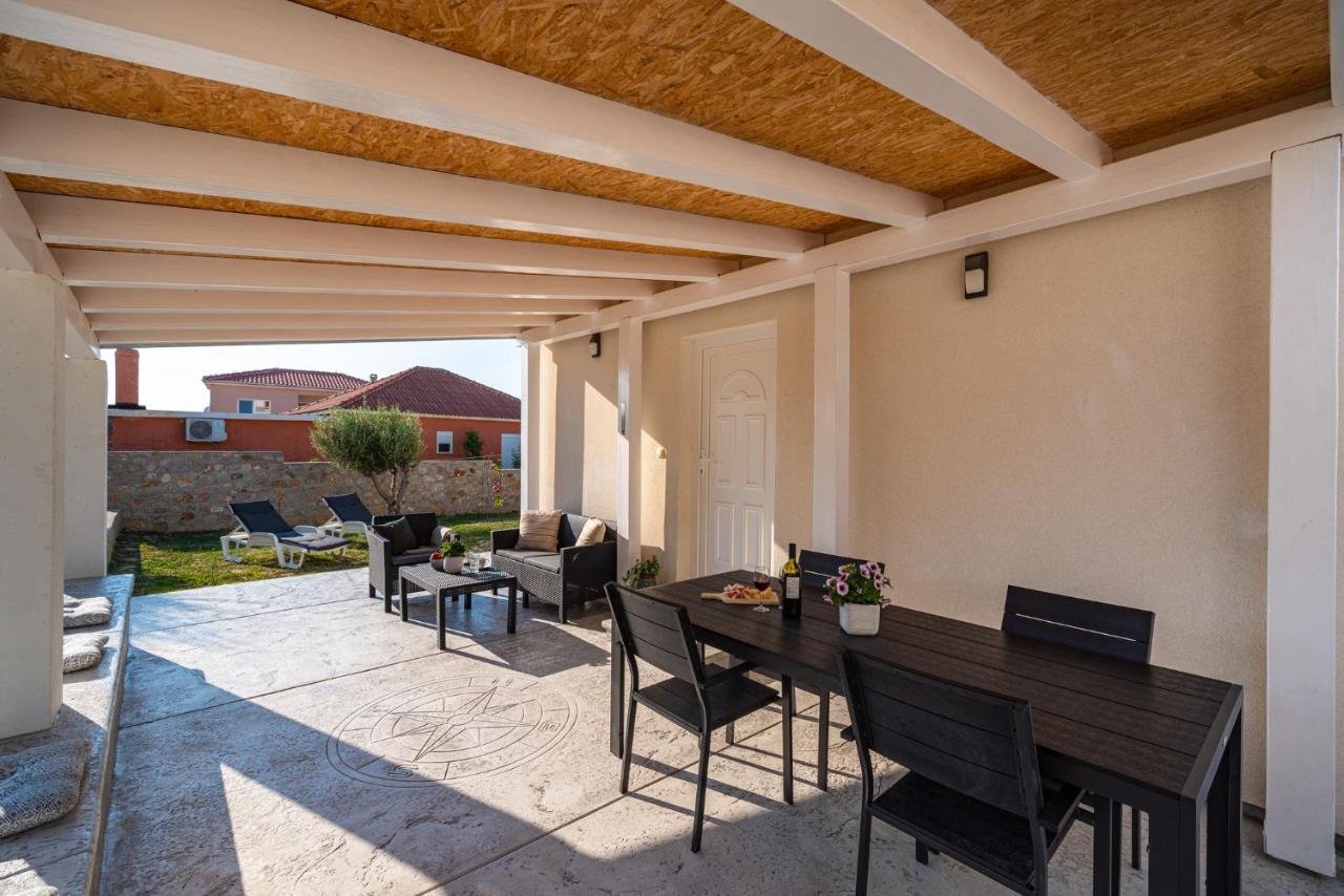 Holiday House Ventum Razanac Ngoại thất bức ảnh