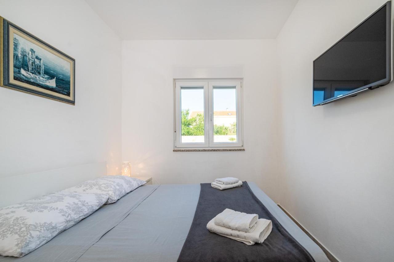 Holiday House Ventum Razanac Ngoại thất bức ảnh