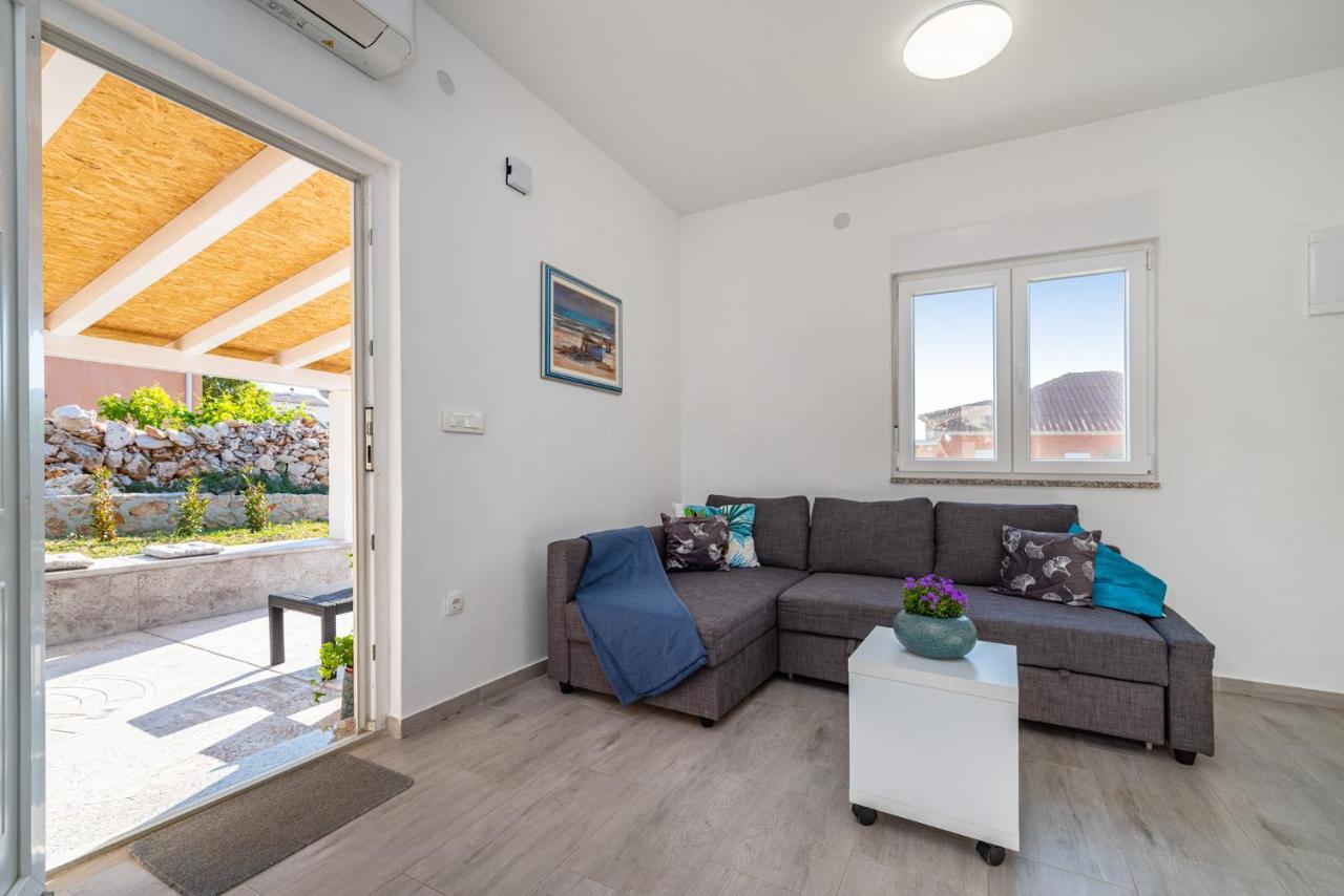 Holiday House Ventum Razanac Ngoại thất bức ảnh