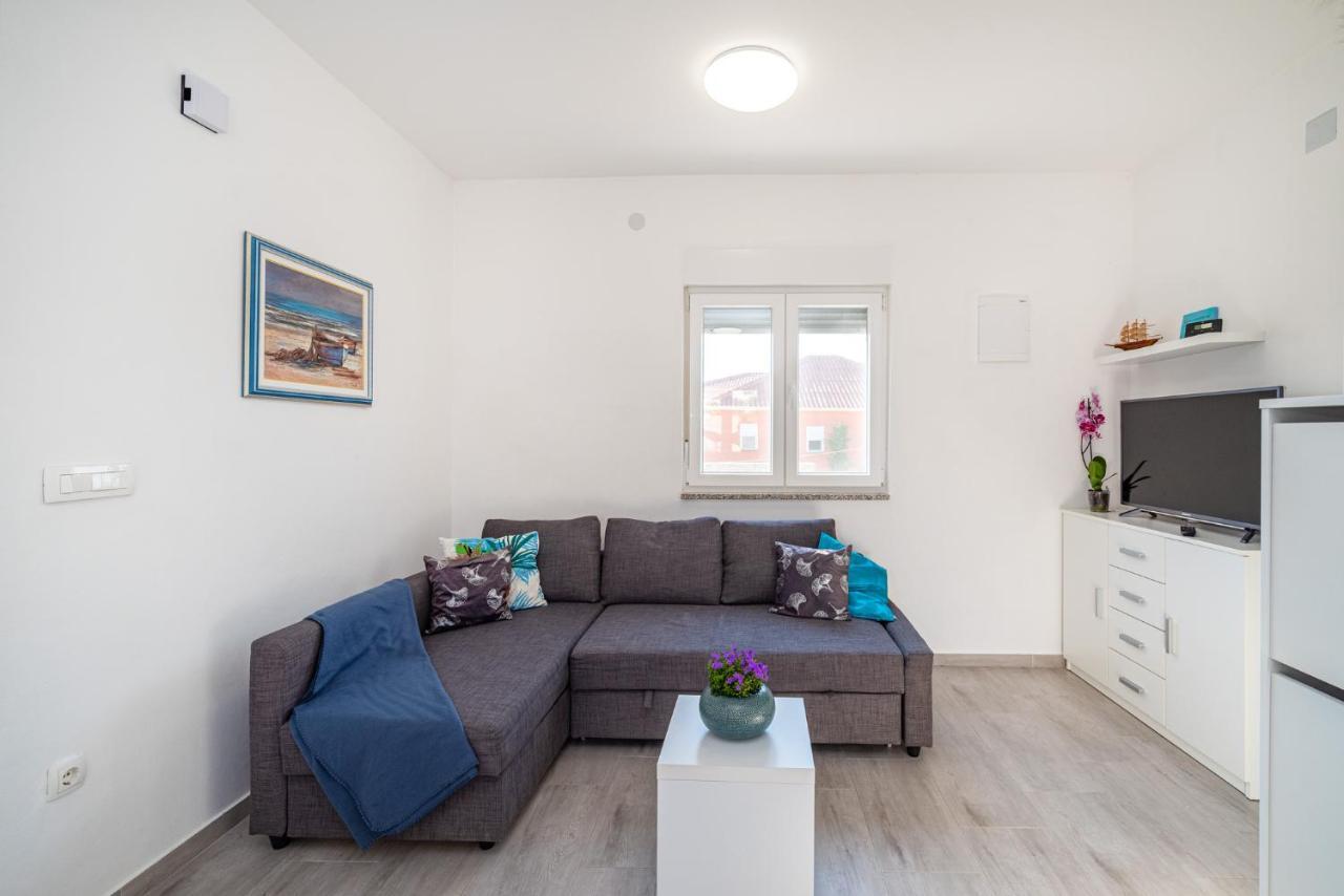Holiday House Ventum Razanac Ngoại thất bức ảnh