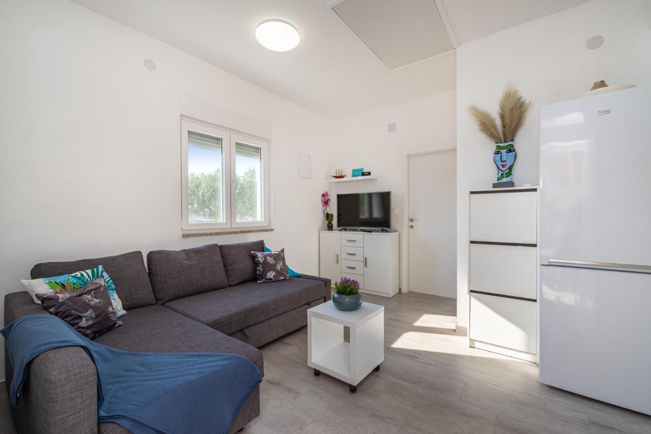 Holiday House Ventum Razanac Ngoại thất bức ảnh